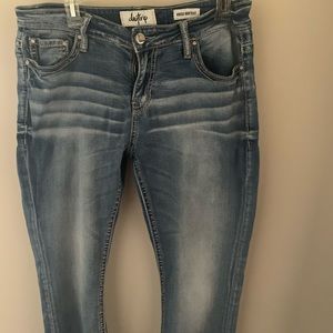 Buckle jeans
